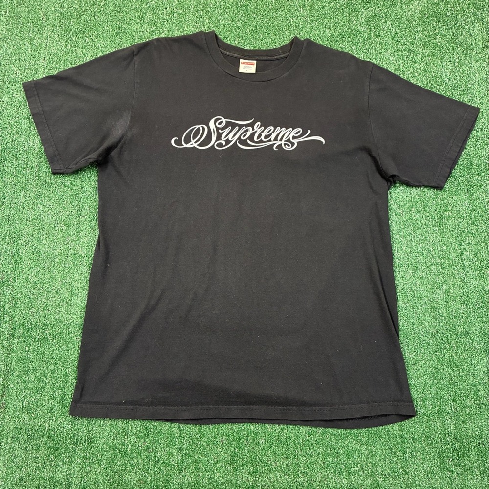Supreme Cursive Spell-out Graphic T-shir